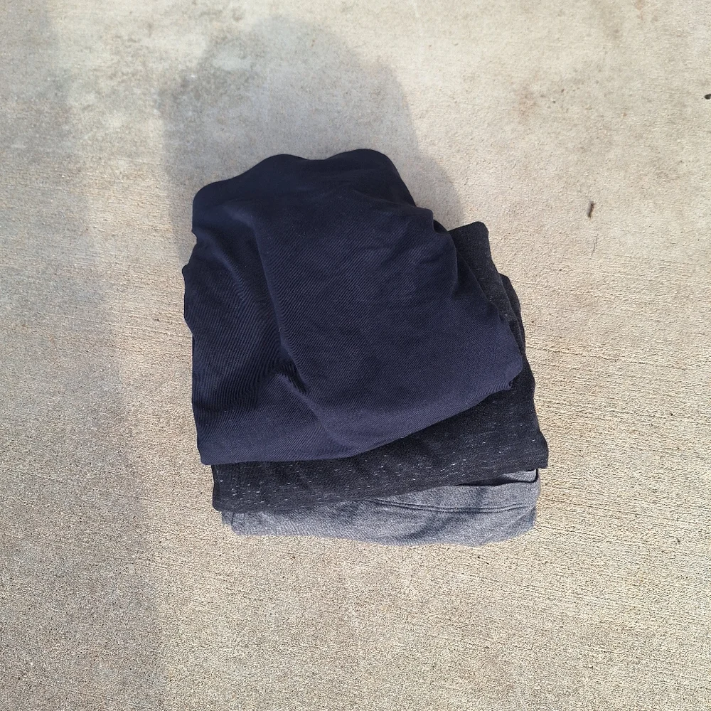 EUC *CAbi M'Leggings 3 PAIRS Skirted LEGGINGS - Picture 12 of 13